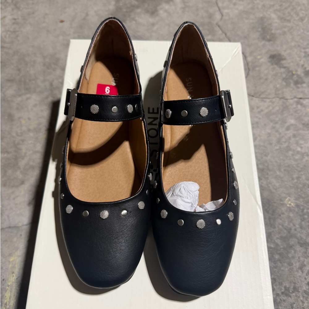 “New” Sun+Stone Studded Black Mary Jane Flats size6